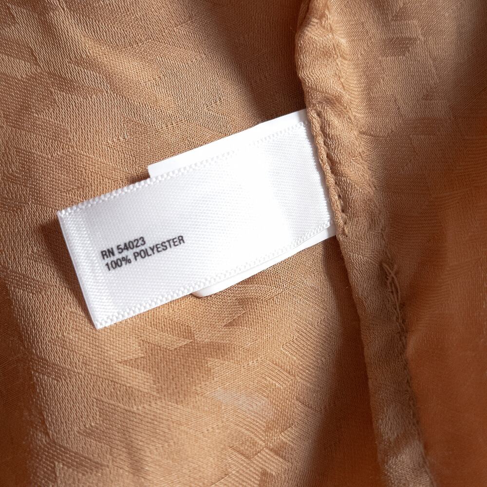 Gap Button Down Shirt Size XL Gold Retro Pajama Chic Collared Classic - Picture 6 of 7